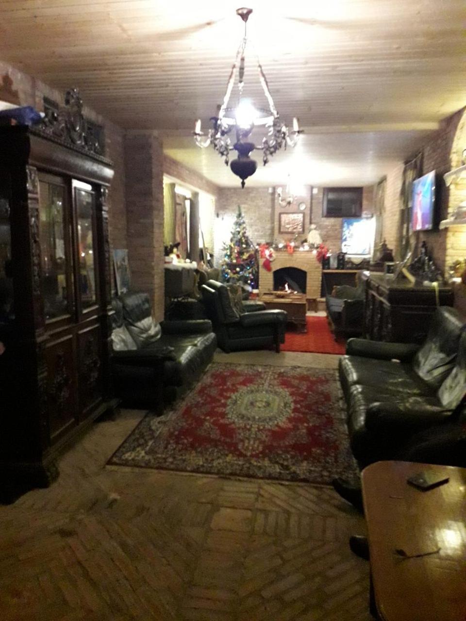 Guest House Temuri Batoemi Buitenkant foto